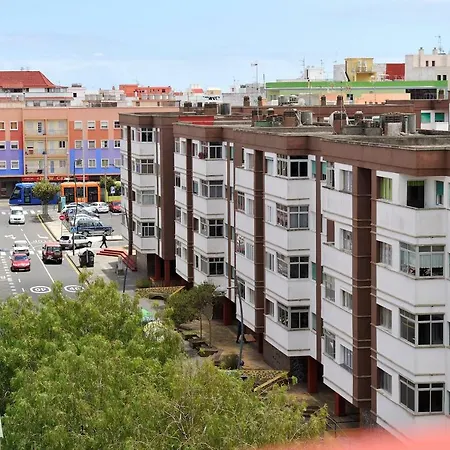 Deluxe 5 Apartment